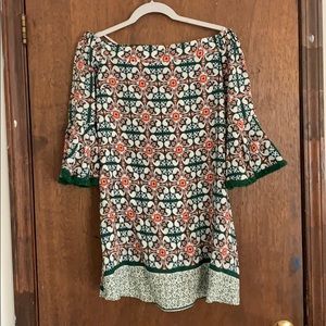 Lulu’s over the shoulder dress size Small